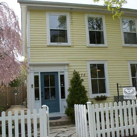 Queen Regent Bed & Breakfast Niagara-on-the-Lake Екстериор снимка