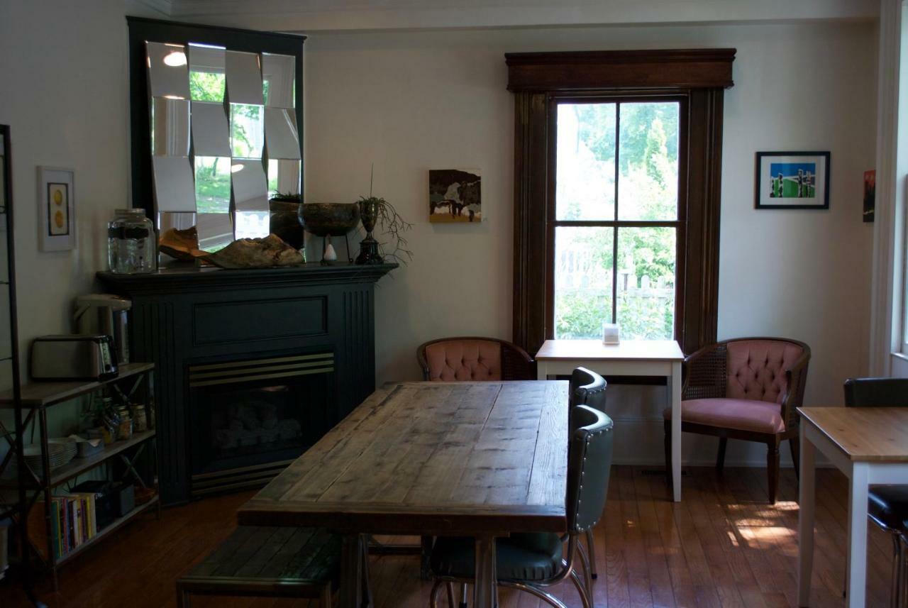 Queen Regent Bed & Breakfast Niagara-on-the-Lake Екстериор снимка